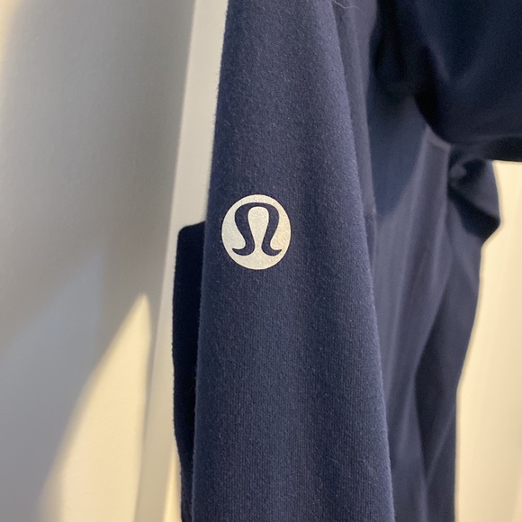 Vintage Lululemon Jacket size 4 - Picture 4 of 8